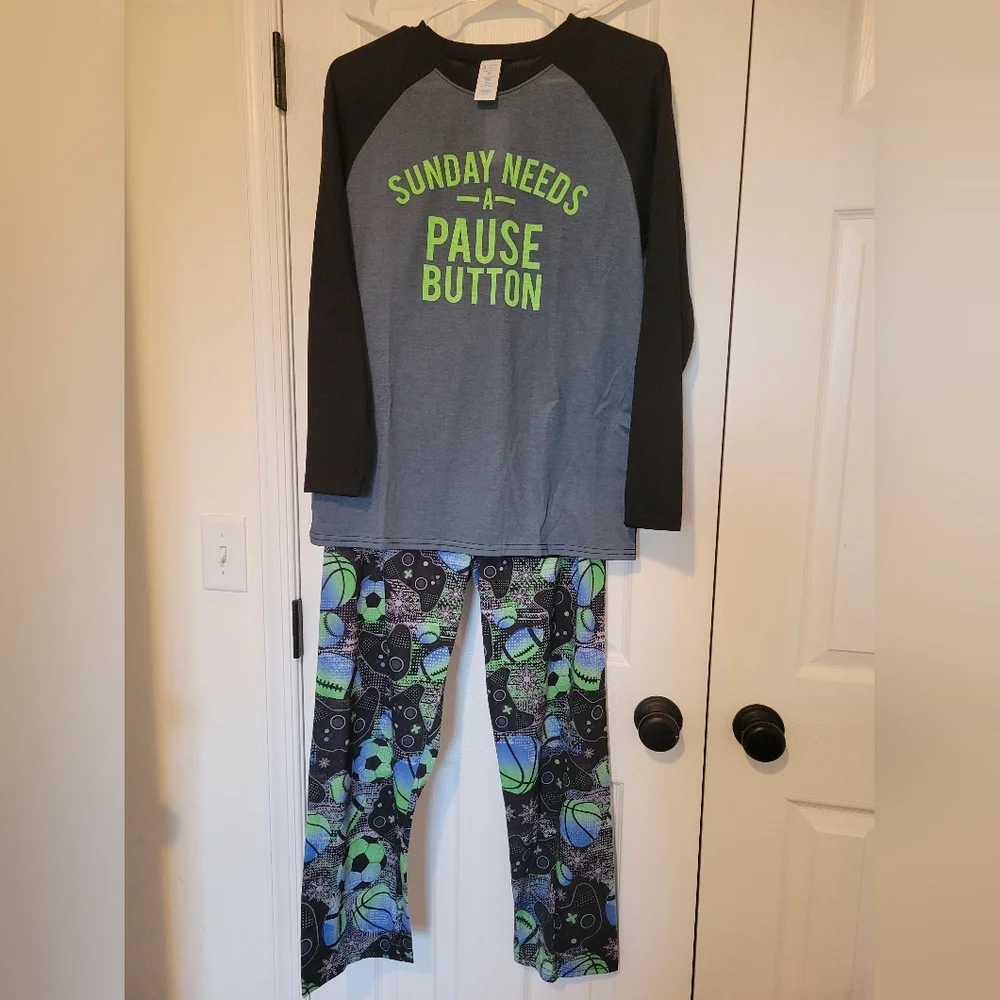 The Children's Place Youth Blue and Green Sports Pajama Set